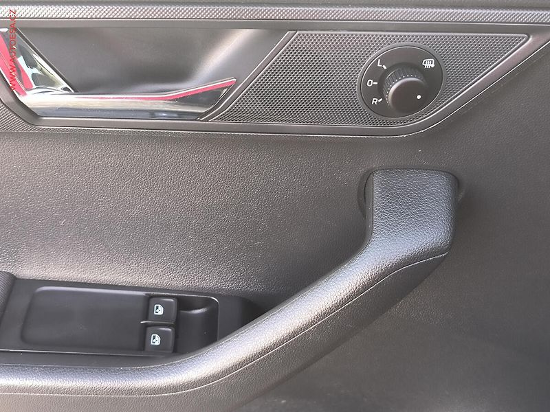 Škoda Fabia (2021) 1.0 TSi, Ambition, park. - fotka 19 z 21