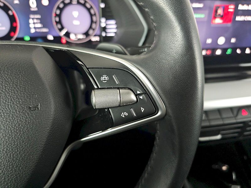 Škoda Octavia (2024) COMBI 1.5TSI 85kW DSG SELECTIO - fotka 28 z 30