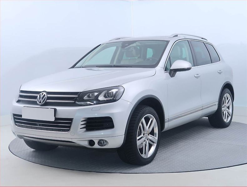 Volkswagen Touareg (2012) 3.0 TDI, 4X4, Automat - fotka 2 z 18