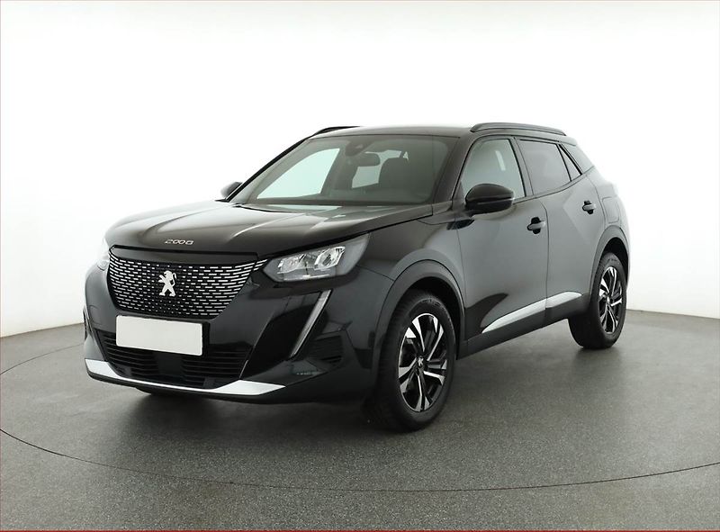 Peugeot 2008 (2023) 1.2 PureTech, ČR,1.maj - fotka 2 z 20