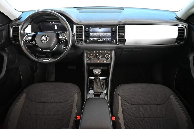 Škoda Kodiaq (2023) 2.0 4x4 LED DSG VIRTUAL Kamera - fotka 12 z 31