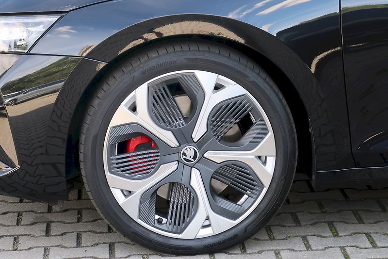 Škoda Octavia (2026) Combi 2,0 TSi/195 kW DSG - fotka 31 z 32