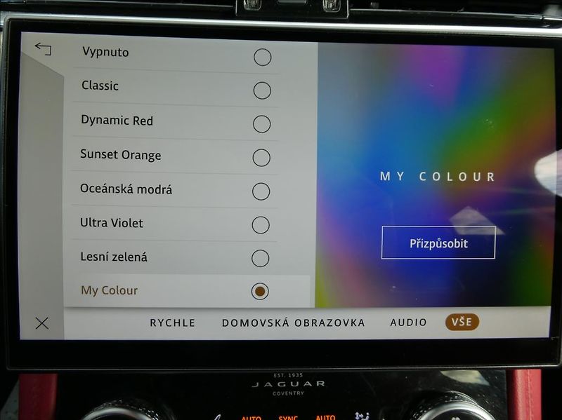 Jaguar F-Pace 2,0 P400e PHEV HSE,1Maj,ČR DPH - fotka 36 z 44