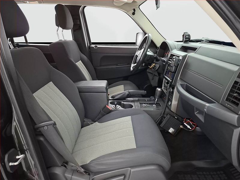 Jeep Cherokee (2010) 2.8 CRD, 4X4, Automat - fotka 9 z 20