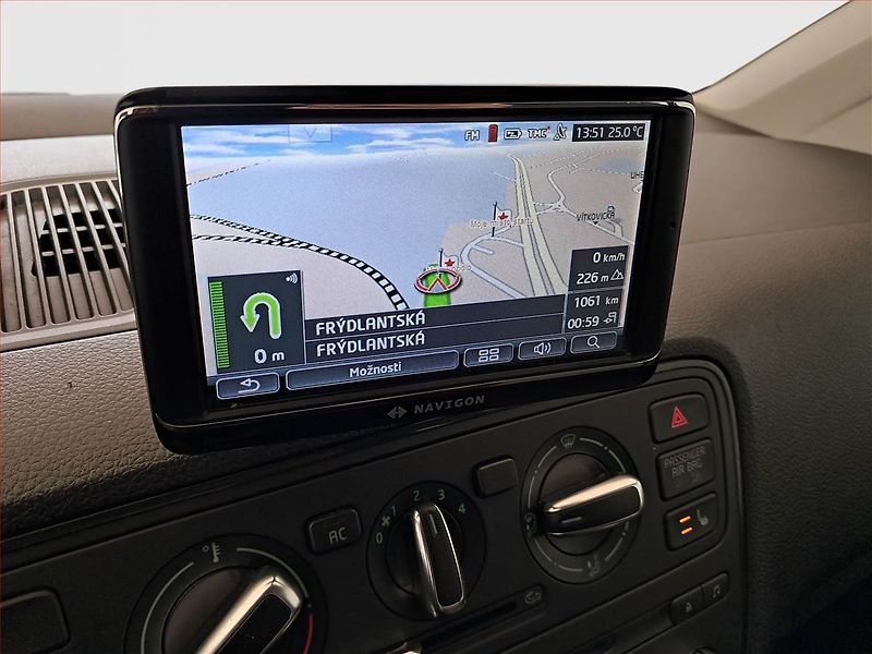 Škoda Citigo (2012) Ambition 1.0 MPI, nová STK - fotka 16 z 16
