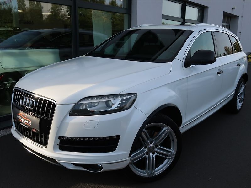 Audi Q7 3,0 TDi,176kW,NovéČR,7míst - fotografie inzerátu
