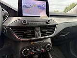 Ford Focus (2021) TITANIUM 1.5EBL 88kW CZ DPH - náhled 10