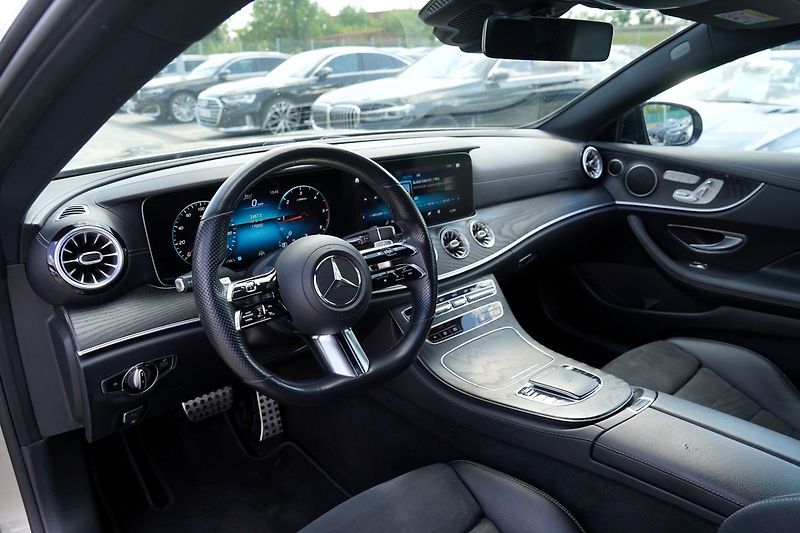 Mercedes-Benz Třídy E E 220d AMG Avantgarde/195 PS - fotka 24 z 41