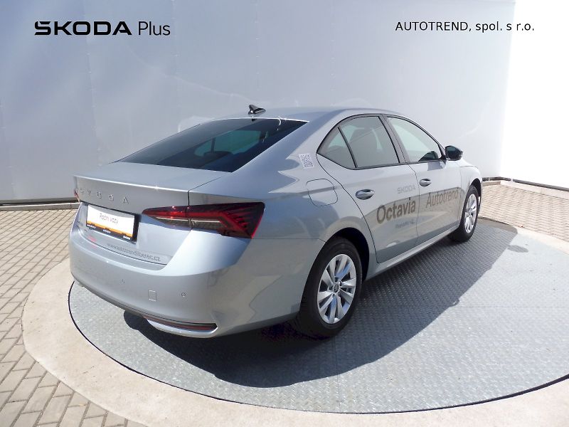 Škoda Octavia (2026) Selection 1,5 TSI 85kW - fotka 2 z 28