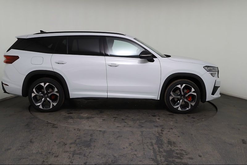 Škoda Kodiaq (2026) RS 2.0 TSI Panorama 195 kW - fotka 4 z 26