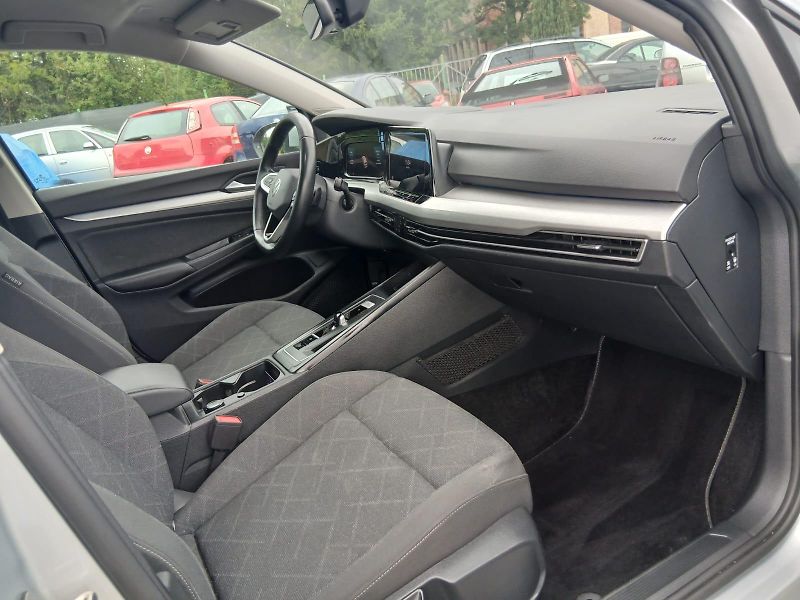Volkswagen Golf 8, 2.0tdi, automat, ALU 17