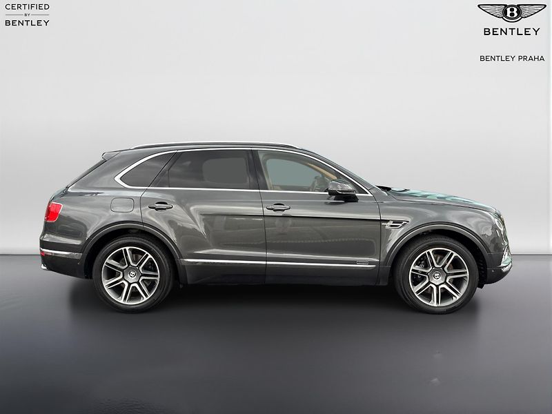 Bentley Bentayga Diesel - fotka 2 z 14