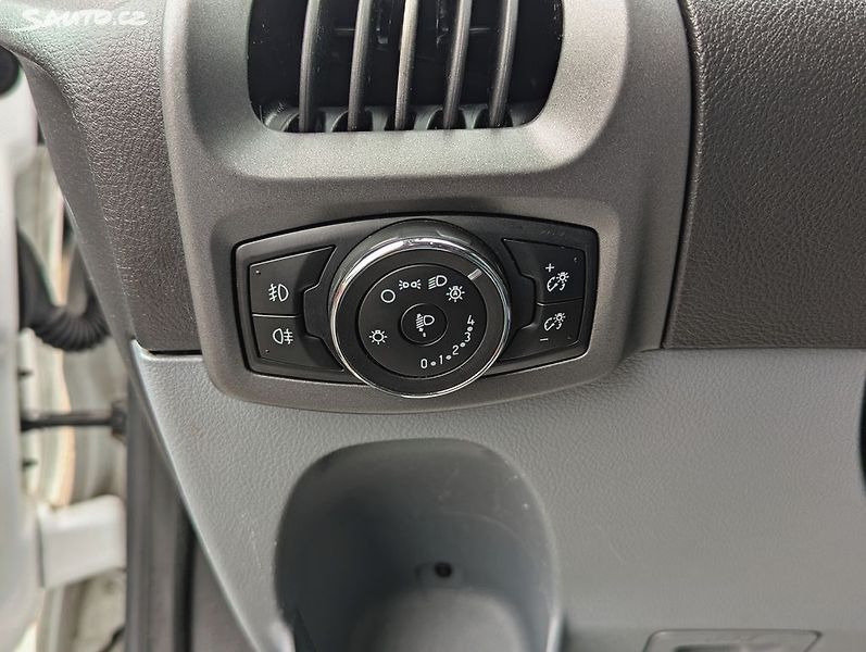 Ford Transit Custom 2.0 EcoBlue 96kW, NEZ. TOPENÍ - fotka 21 z 23