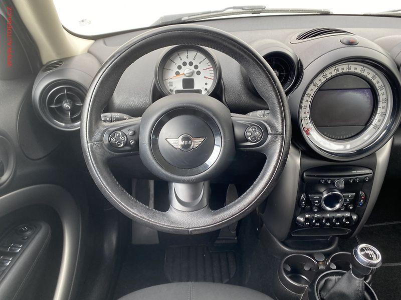 Mini Countryman (2013) 1.6i 4x4, AC, tempo, bixen - fotka 11 z 18