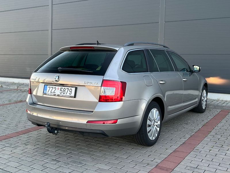 Škoda Octavia 1,6 TDi 81kW STYLE-KAMERA.P - fotka 4 z 42