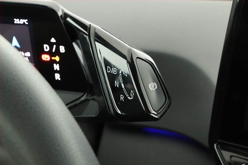 Volkswagen ID.3 (2021) Life Pro Perf. (62 kWh) - fotka 12 z 20