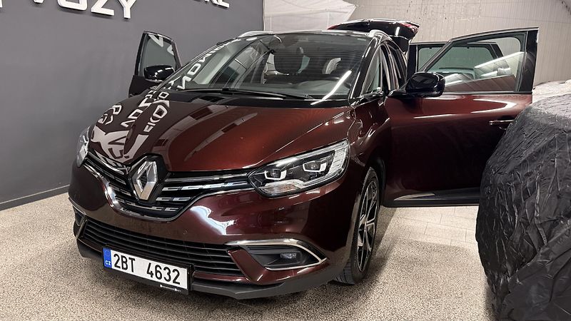 Renault Grand Scénic (2021) TCE 140,REZERVOVÁNO - fotka 32 z 56