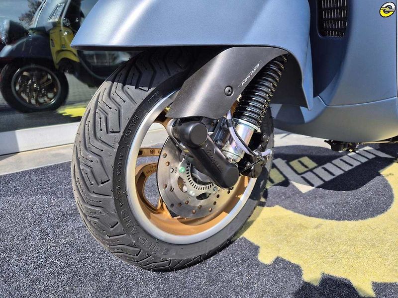 Vespa GTV 300 (2026) GTV 310 Officina 8 - fotka 10 z 25