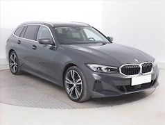 BMW Řada 3 (2023) 320 d xDrive - fotografie inzerátu