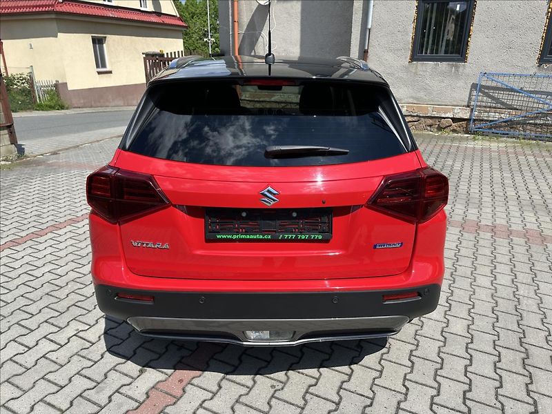 Suzuki Vitara 1,4 4x4 HYBRID - fotka 6 z 32