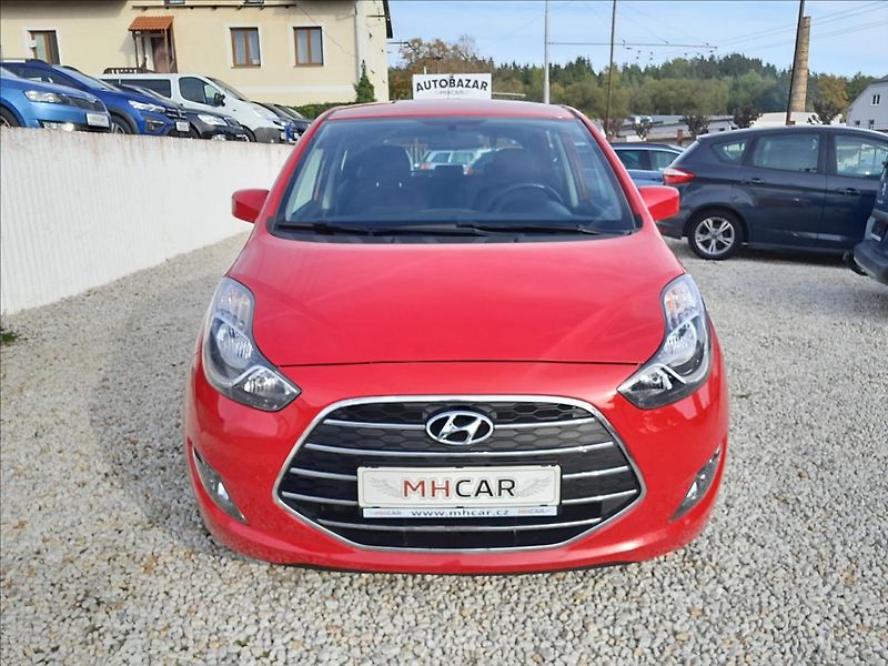 Hyundai ix20 1,6i 91 kW - fotka 2 z 49