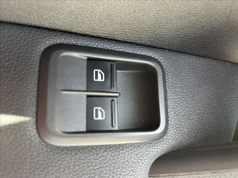 Škoda Yeti 1,2 TSi 81KW KLIMA 2x KOLA - fotka 24 z 37