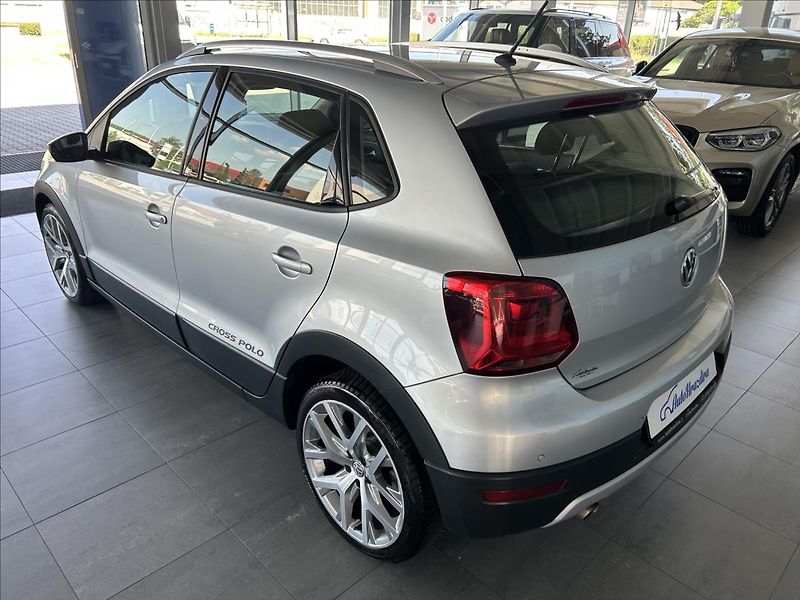 Volkswagen Polo 1,2   TSI,CROSS,SERVISKA,1.MAJ - fotka 4 z 26