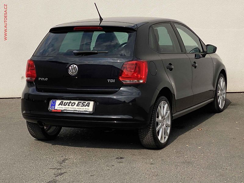 Volkswagen Polo (2014) 1.6 TDi, Life, park.asist - fotka 4 z 16