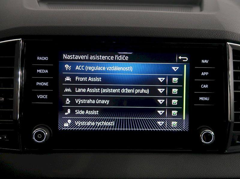 Škoda Karoq (2025) TOP SELECTION 2.0TDI 110KW DSG - fotka 30 z 42
