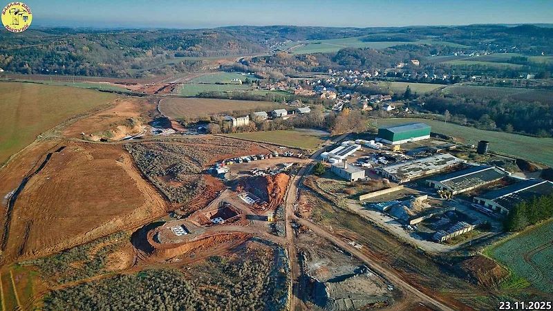 Staveniště dálnice D6 úseku Petrohrad - Lubenec. Foto: Jan Banán Svoboda