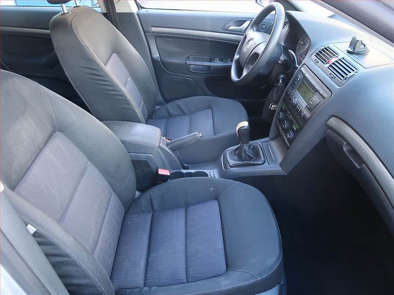 Škoda Octavia (2006) 1.6, Eko.zaplacen, po STK - fotka 9 z 15