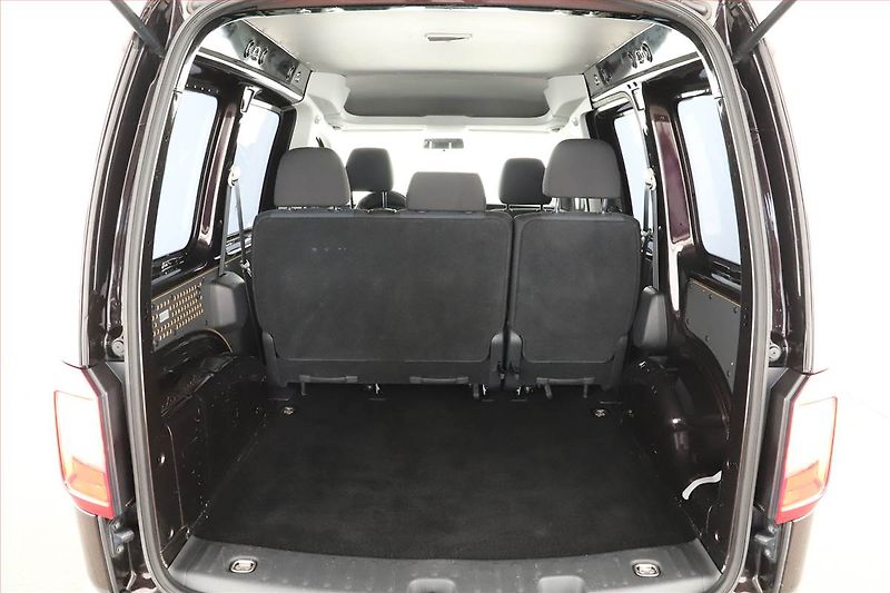 Volkswagen Caddy (2018) 2.0 TDI, 5Míst - fotka 19 z 21