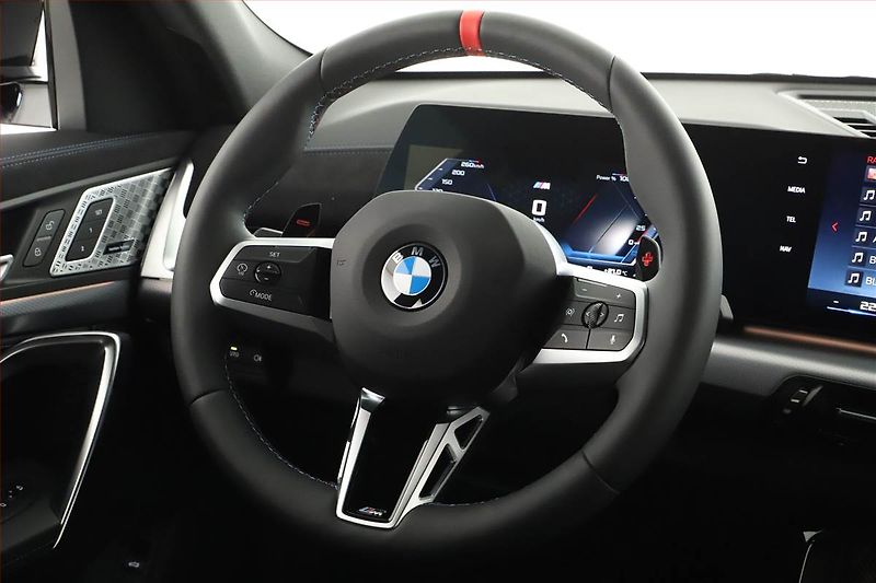 BMW X2 (2025) M35i - fotka 8 z 24