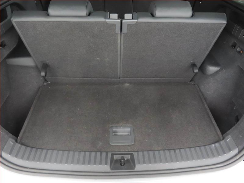Škoda Kodiaq (2025) 2.0 TDI, SPORTLINE, 7 MÍST - fotka 17 z 20