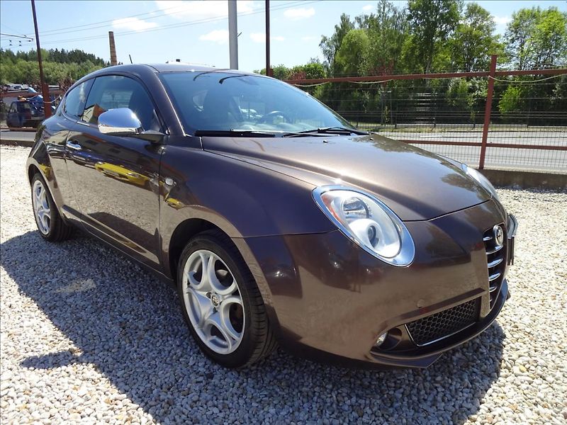 Alfa Romeo MiTo 1,4i 16V - fotka 8 z 42