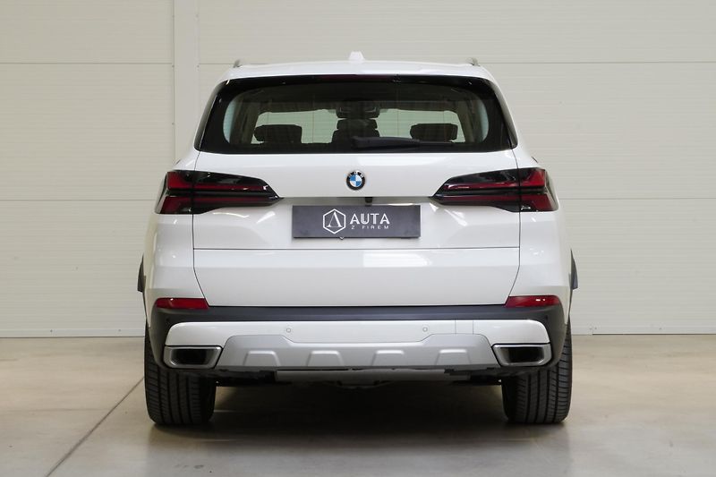 BMW X5 Xdrive30d,360,HUD,ACC,TAŽNÉ - fotka 7 z 41