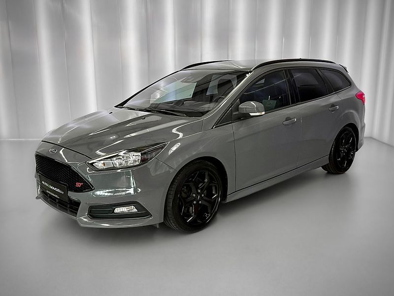 Ford Focus 2.0L 184KW ECOBOOST ST, RECARO - fotografie inzerátu