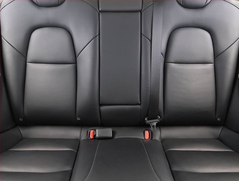 Tesla Model 3 (2020) Long Range 4WD 78kWh, SoH 89% - fotka 10 z 31