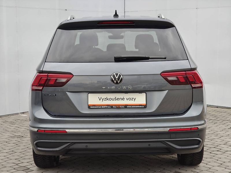 Volkswagen Tiguan Life 7DSG 1,5TSi - fotka 21 z 23