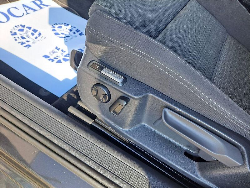 Volkswagen Passat (2022) 1.5 TSI DSG, ZÁRUKA - fotka 20 z 35