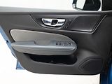 Volvo S60 B5 AWD R-DESIGN AUT CZ - náhled 7
