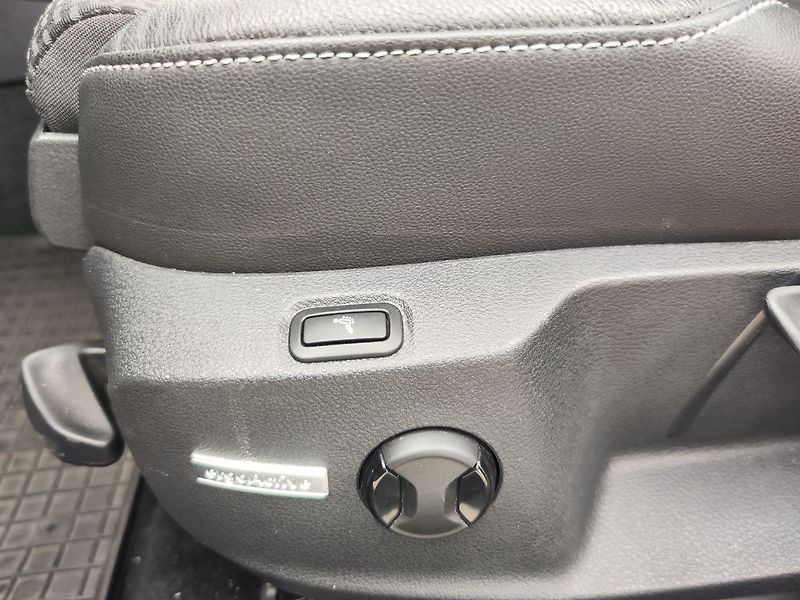 Volkswagen Golf 1.4 TSI/92kW Comfortline DSG - fotka 30 z 38