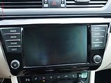 Škoda Superb (2016) 2.0 TDi 4x4, ČR, L&K, DSG - náhled 11