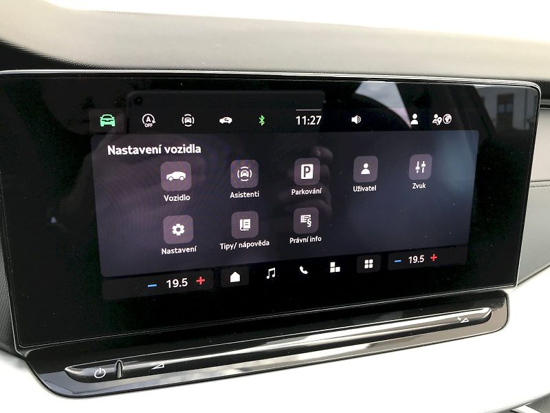 Škoda Octavia (2025) COMBI TOP SELECTION 1,5 TSI 85 - fotka 20 z 25