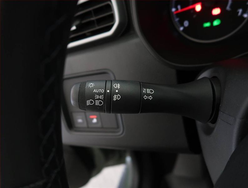 Dacia Duster (2023) 1.0 TCe, LPG, Serv.kniha, Navi - fotka 20 z 22