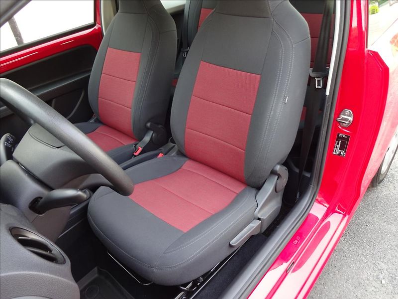 Škoda Citigo 1.0 MPi 44kW 26 000KM - fotka 17 z 40