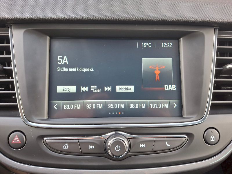 Opel Crossland X (2023) Elegance Automat 1,2Turbo 96kW - fotka 19 z 34