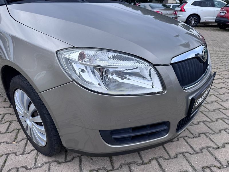 Škoda Fabia (2008) 1,4 16V 63 KW 1. MAJ STK - fotka 10 z 46