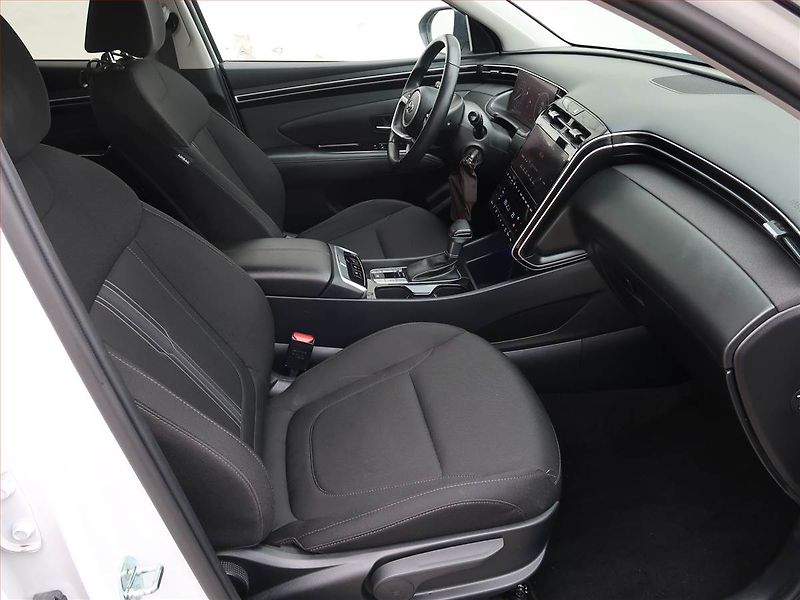 Hyundai Tucson (2022) Smart 1.6 T-GDI 48V MHEV - fotka 9 z 21