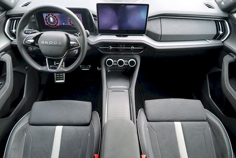Škoda Kodiaq (2025) SPORTLINE 7 míst 2.0 TDI 142 k - fotka 5 z 29